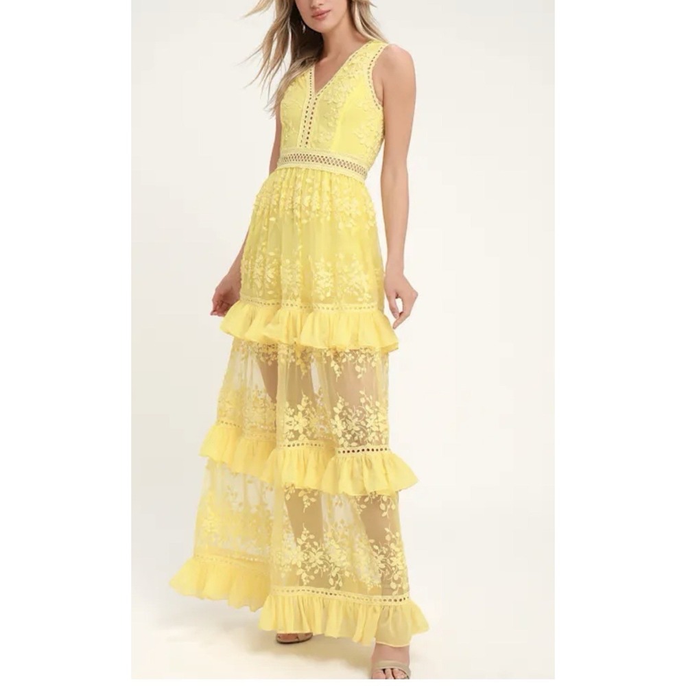Lulus Garden Dreams Yellow Lace Tiered Maxi Whimsical Dress Sz Wedding Boho Sz M